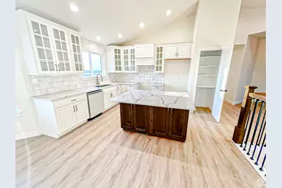 599 S 1325 W, Marriott-Slaterville City, UT 84404 - Photo 5