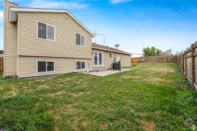 6215 S Westbrook Dr W, Taylorsville, UT 84129 - Photo 21