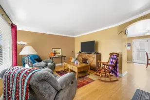 6215 S Westbrook Dr W, Taylorsville, UT 84129 - Photo 3