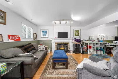 6215 S Westbrook Dr W, Taylorsville, UT 84129 - Photo 13