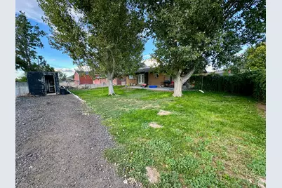 605 N 300 E, Nephi, UT 84648 - Photo 25
