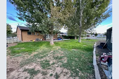 605 N 300 E, Nephi, UT 84648 - Photo 29