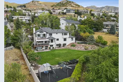 2428 S Scenic Dr E, Salt Lake City, UT 84109 - Photo 73