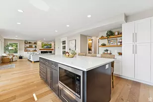 2428 S Scenic Dr E, Salt Lake City, UT 84109 - Photo 17