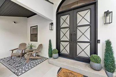 2428 S Scenic Dr E, Salt Lake City, UT 84109 - Photo 7