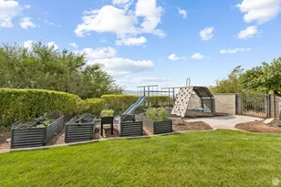 2428 S Scenic Dr E, Salt Lake City, UT 84109 - Photo 63