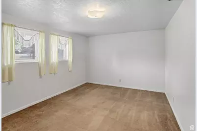 617 E 405 S, Layton, UT 84041 - Photo 15