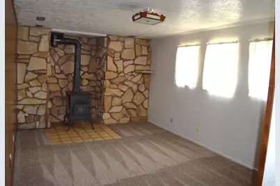617 E 405 S, Layton, UT 84041 - Photo 13