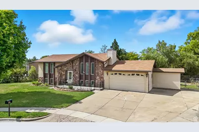 617 E 405 S, Layton, UT 84041 - Photo 1