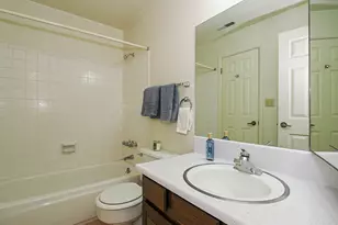 5536 S Springtree Ln E, Murray, UT 84107 - Photo 13