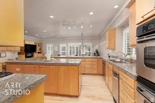 3052 W Matterhorn Dr, Taylorsville, UT 84129 - Photo 13