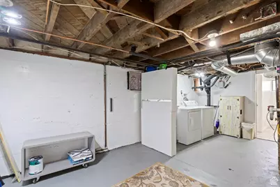 138 W Utah Ave, Tooele, UT 84074 - Photo 23