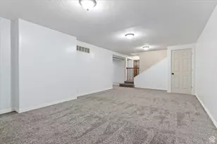 3544 W Meadowbrook Dr, West Valley, UT 84119 - Photo 15