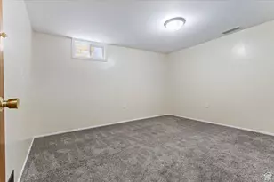 3544 W Meadowbrook Dr, West Valley, UT 84119 - Photo 17