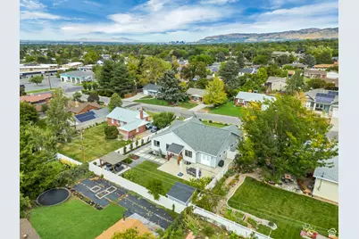 2752 E Wardway Dr, Holladay, UT 84124 - Photo 49