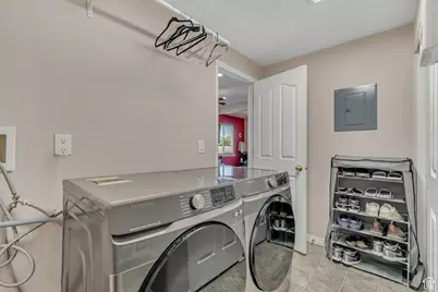 6866 W Ashby Way, West Valley, UT 84128 - Photo 11