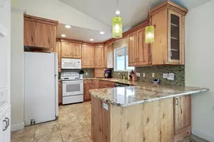 2484 Oakridge Dr, Spanish Fork, UT 84660 - Photo 21