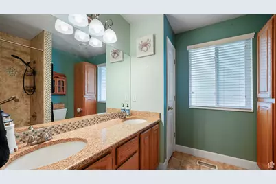 2484 Oakridge Dr, Spanish Fork, UT 84660 - Photo 31