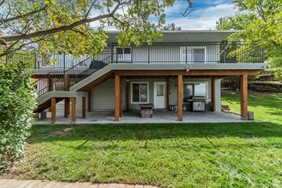 2484 Oakridge Dr, Spanish Fork, UT 84660 - Photo 9