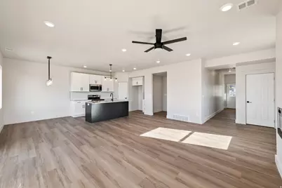 467 N 460 E, Salem, UT 84653 - Photo 9