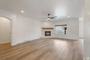 9226 N Mount Airey Dr W, Eagle Mountain, UT 84005 - Photo 5