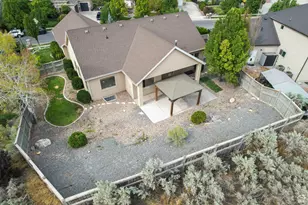 9226 N Mount Airey Dr W, Eagle Mountain, UT 84005 - Photo 43