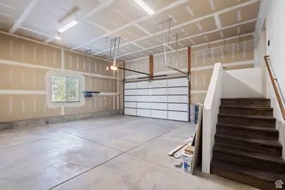 9226 N Mount Airey Dr W, Eagle Mountain, UT 84005 - Photo 37