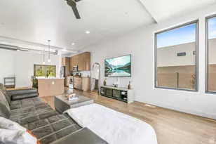 328 E Tri Ln S, Draper, UT 84020 - Photo 11