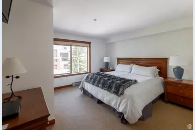 12090 E Big Cottonwood Rd #310, Solitude, UT 84121 - Photo 13