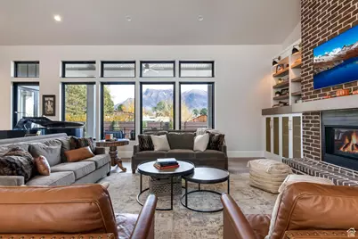 10818 N 6000 W, Highland, UT 84003 - Photo 9