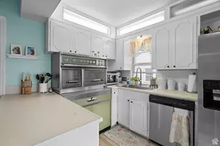 131 S Country Club Dr, South Ogden, UT 84405 - Photo 7