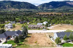 4133 N Wolf Ridge Cir, Eden, UT 84310 - Photo 1
