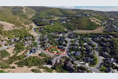 348 E Hidden Lake Dr #107, Bountiful, UT 84010 - Photo 9