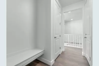 1295 W 2325 S, Syracuse, UT 84075 - Photo 9