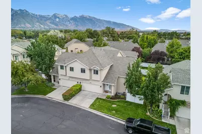 1364 E Old Maple Ct S, Salt Lake City, UT 84117 - Photo 1