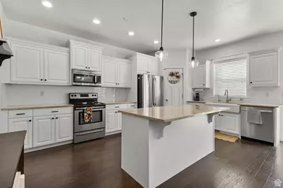 671 W 1450 S, Springville, UT 84663 - Photo 7