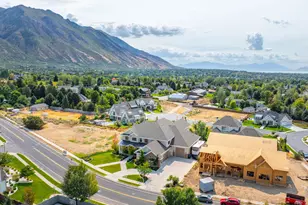 382 E Heritage Dr, Alpine, UT 84004 - Photo 3