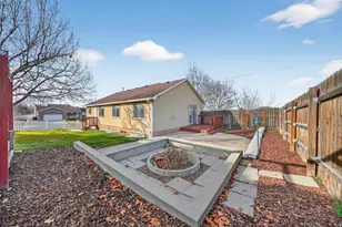 828 E Vine St, Tooele, UT 84074 - Photo 19