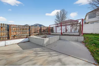 828 E Vine St, Tooele, UT 84074 - Photo 21