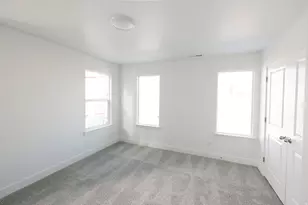 1479 W Skyline Dr, Saratoga Springs, UT 84045 - Photo 7