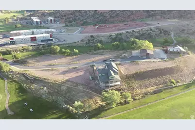 351 E Cedar Cir #7, Cedar City, UT 84721 - Photo 3