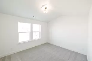 1475 W Skyline Dr, Saratoga Springs, UT 84045 - Photo 7