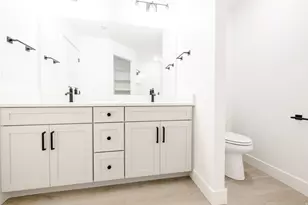 1475 W Skyline Dr, Saratoga Springs, UT 84045 - Photo 9