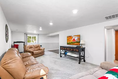 825 N 350 E, Pleasant Grove, UT 84062 - Photo 19