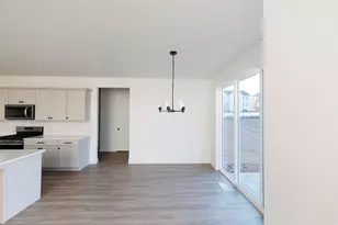 12782 S Twisted Oak Dr, Herriman, UT 84096 - Photo 5