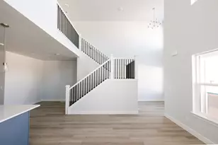 1467 W Skyline Dr, Saratoga Springs, UT 84045 - Photo 9