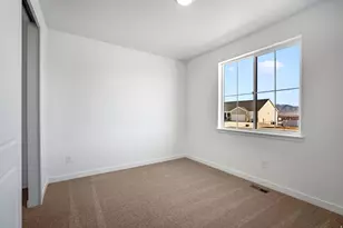 654 S Maxwell Dr, Grantsville, UT 84029 - Photo 11