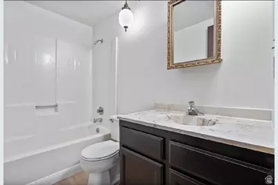 5545 S 2100 W #20, Roy, UT 84067 - Photo 9
