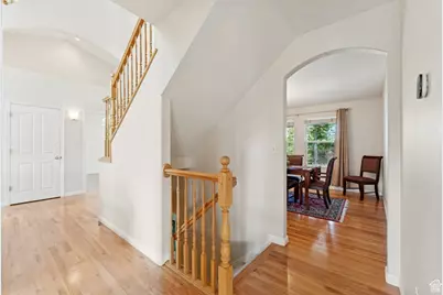 889 W Rockhill Point Cv, Taylorsville, UT 84123 - Photo 15