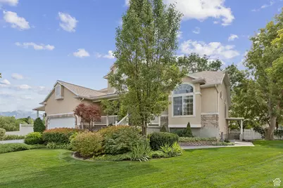 889 W Rockhill Point Cv, Taylorsville, UT 84123 - Photo 3